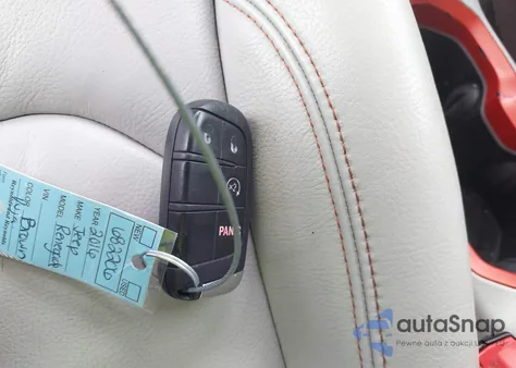 2016 Jeep Renegade Limited из США, поврежденный, VIN ZACCJADT7GPD79457